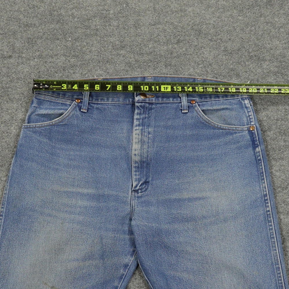Wrangler Jeans Men 40x34 Blue Straight Leg Cowboy Cut Denim Workwear Regular Fit - Picture 5 of 9